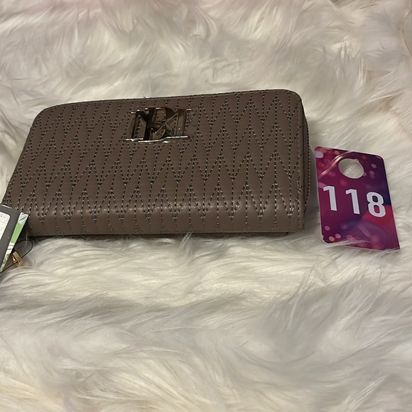 Badgley Mischka Taupe Clutch Wristlet - Picture 2 of 6